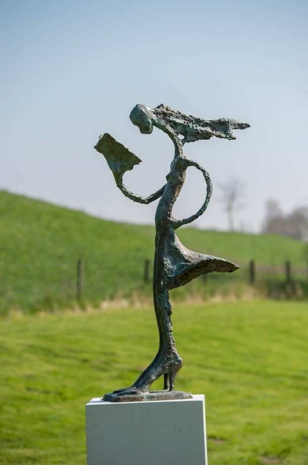 Letterkundig Museum, Den Haag. Tentoonstelling 'Tegen de wind in lezen', met onder meer 17 etsen opgedragen aan J.J. Pee