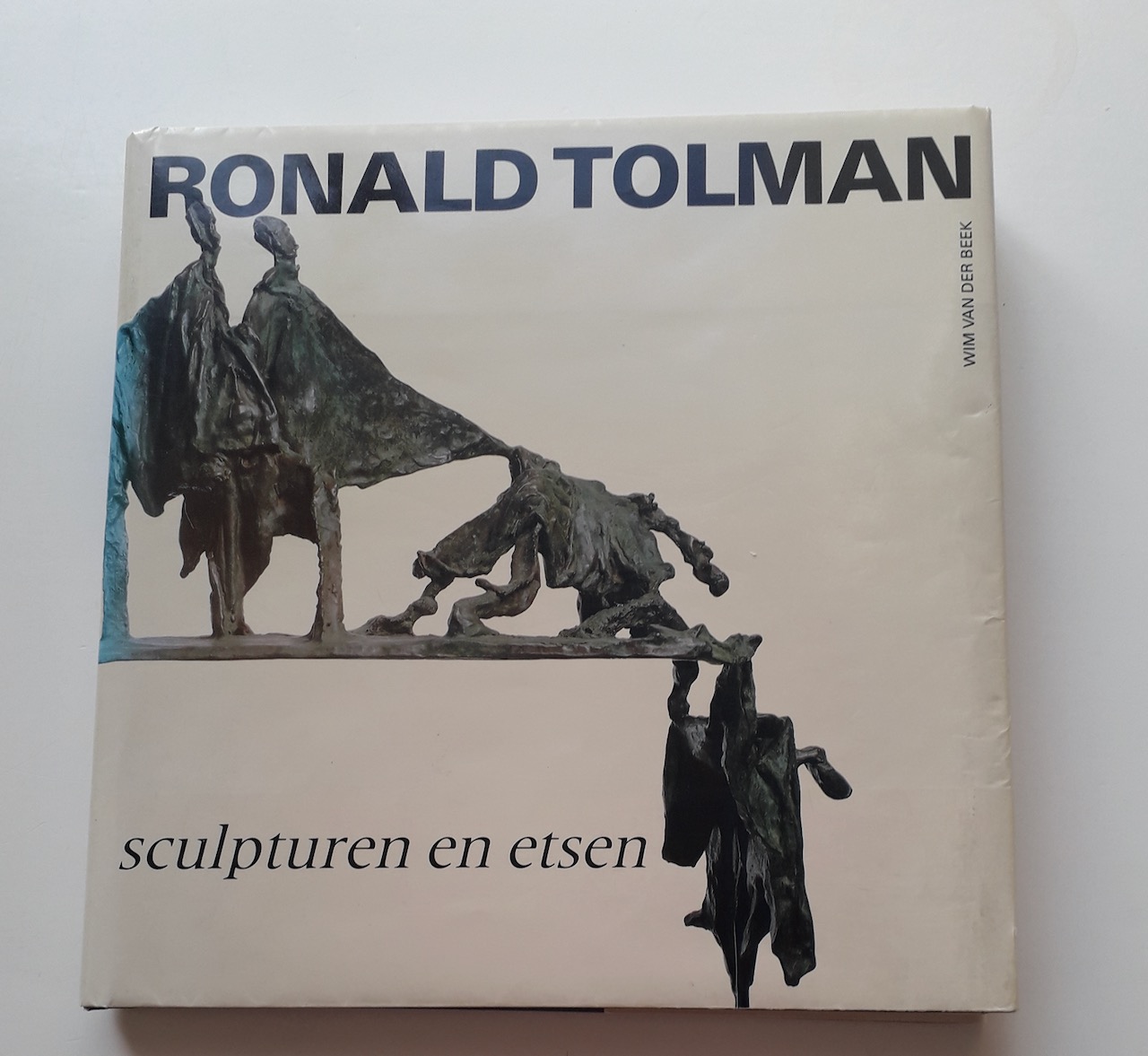 Uitgave van een monografie. Tekst Wim van der Beek, met een inleiding van Ronald de Leeuw.